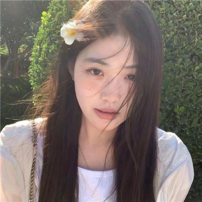 花吃了那女孩
